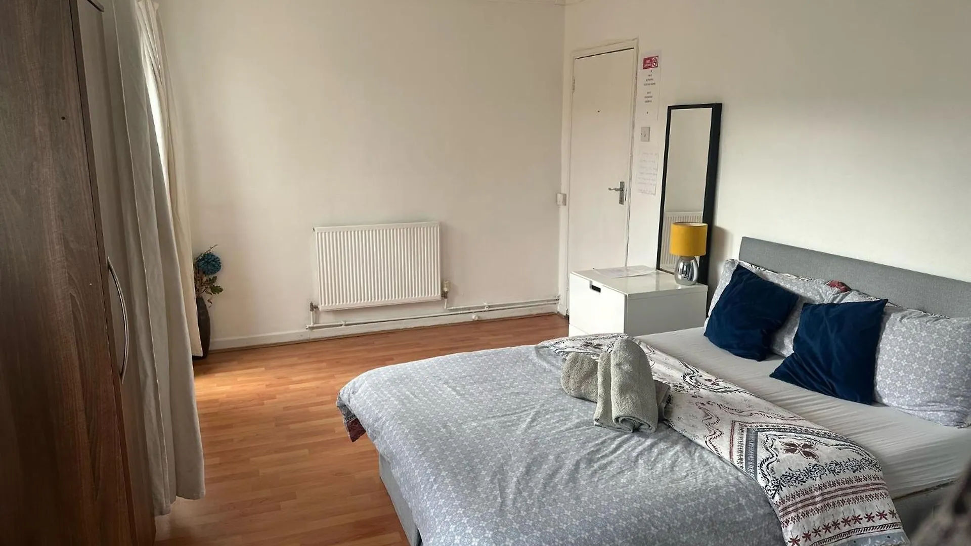 London budget Maisonette 0*,  Royaume-Uni