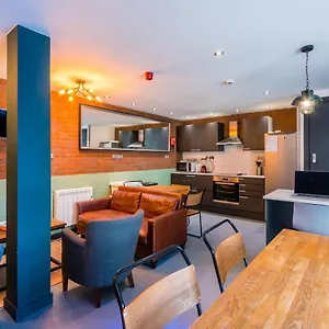 https://code-hostel-edinburgh.edinburghhotelsuk.org